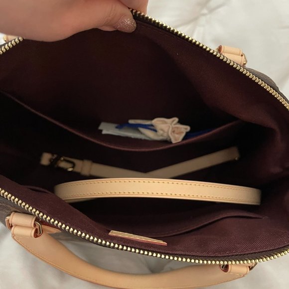 Louis Vuitton Rivoli MM Monogram New Sold Out - Picture 9 of 11